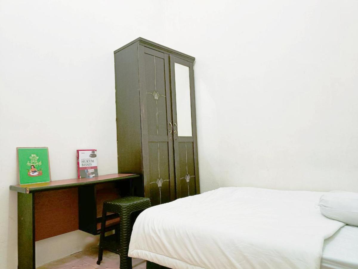 Kost Griya Hikari By Ecommerceloka Jakarta Bagian luar foto