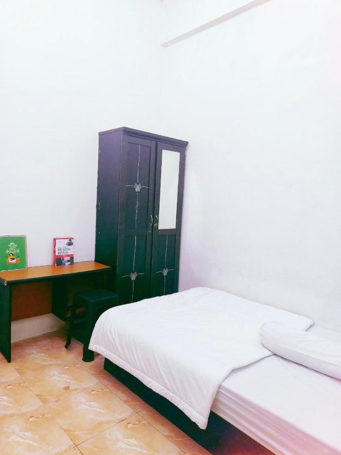 Kost Griya Hikari By Ecommerceloka Jakarta Bagian luar foto