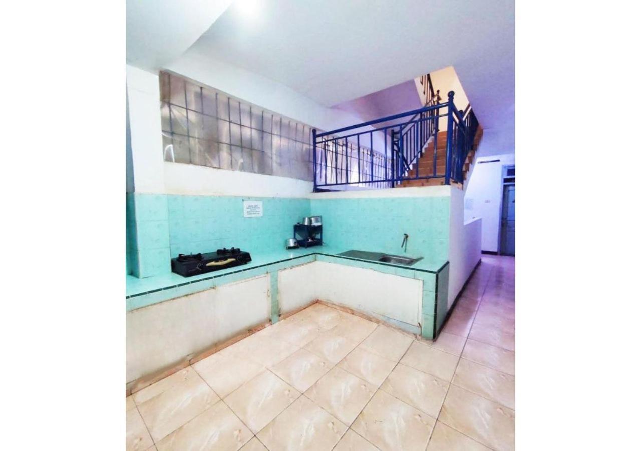 Kost Griya Hikari By Ecommerceloka Jakarta Bagian luar foto